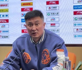 杜锋：出色开局后球员想简单了 徐昕&王少杰与莫兰德差距仍很大