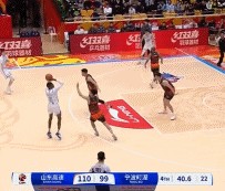 宁波外援马奇追身三分再中本场已爆砍60分 创本赛季单场新高！