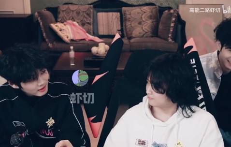 😭难受呀！huanfeng透露不敢跟Bin、Angel等前队友联系：自己风评太差 怕影响他们