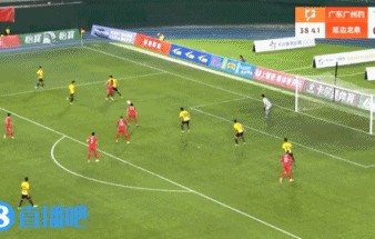 2球领先！广州豹断球迅速反击，外援卡洛斯冷静扣球破门