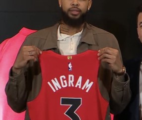 坦普尔：英格拉姆训练很努力 他中距离很准&传球也被低估