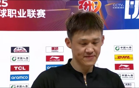 周鹏：客场比赛没有家底能掉以轻心 今天球队从开局就做得非常好