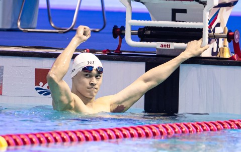 孙杨晒训练照：结束了高原训练，感谢这一个月拼搏过的每一刻