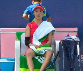 迪拜1000赛：王欣瑜2盘脆败资格赛选手，中国球迷只能静候郑钦文